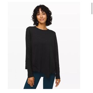 Lululemon NWOT Sweetest Day Long Sleeve Shirt Veil
Color Black 
Size 6